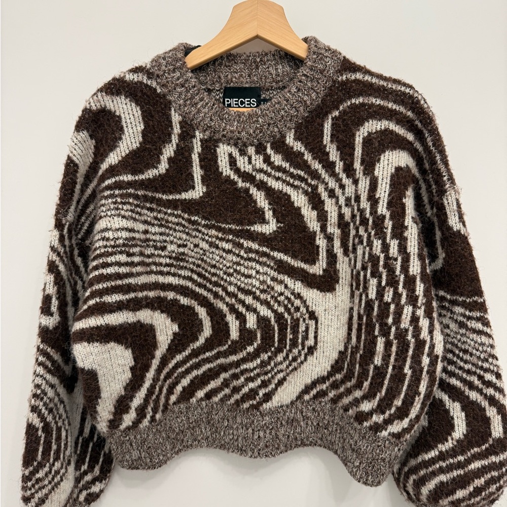 Women's Brown and Cream Patterned Knit Sweater